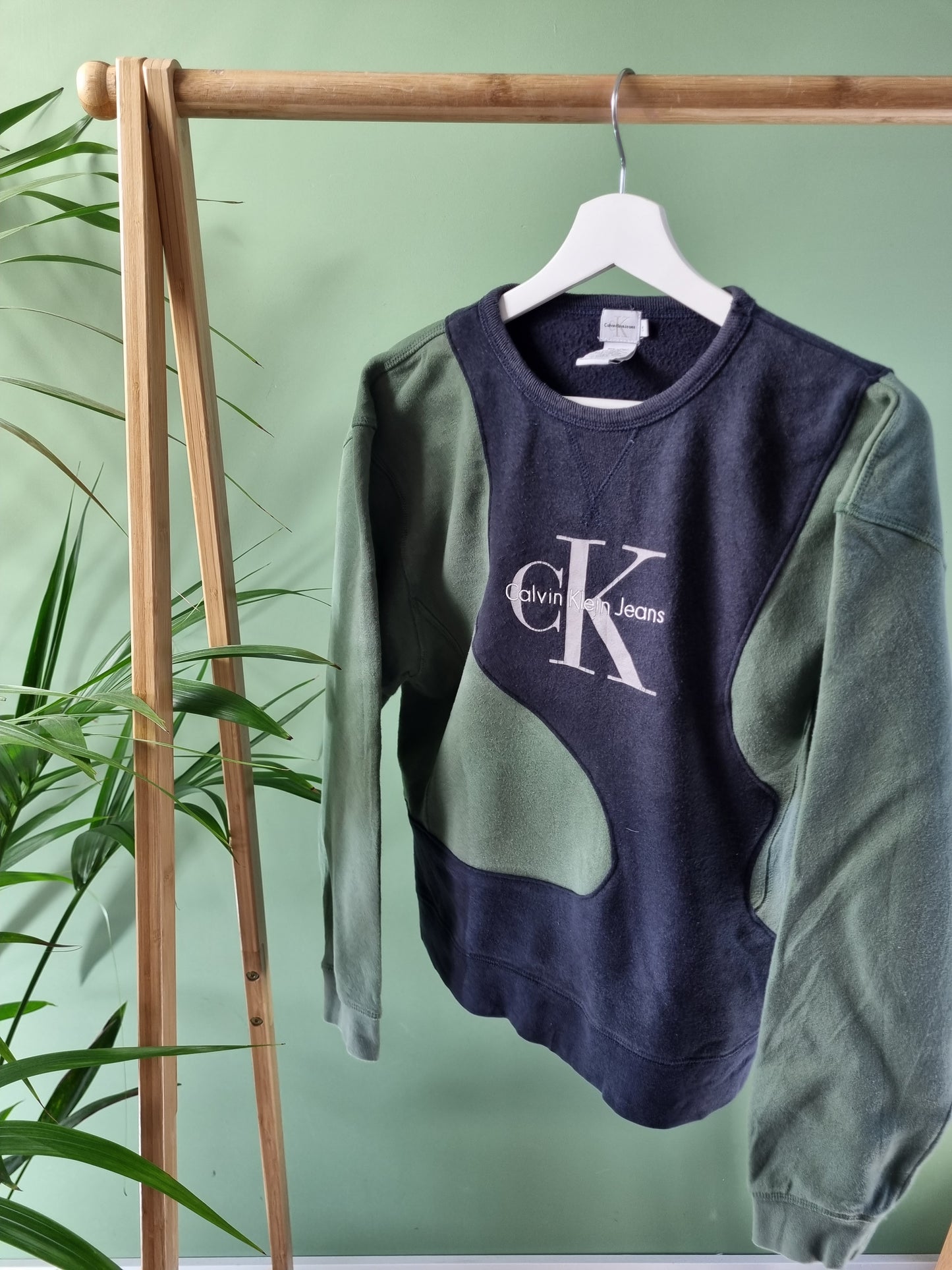 Calvin Klein reworked sweater maat S