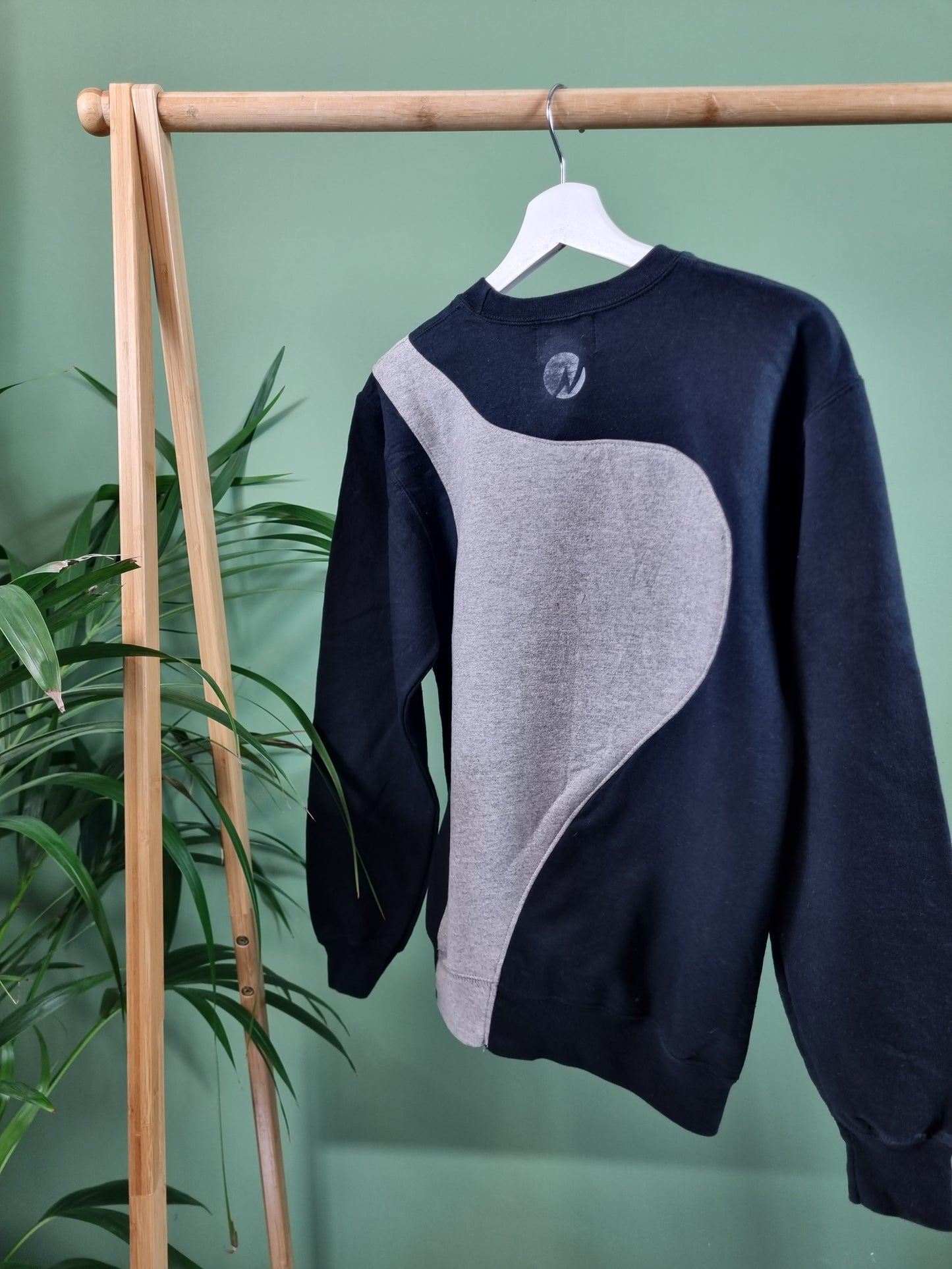 Tommy Hilfiger rework logo sweater maat S