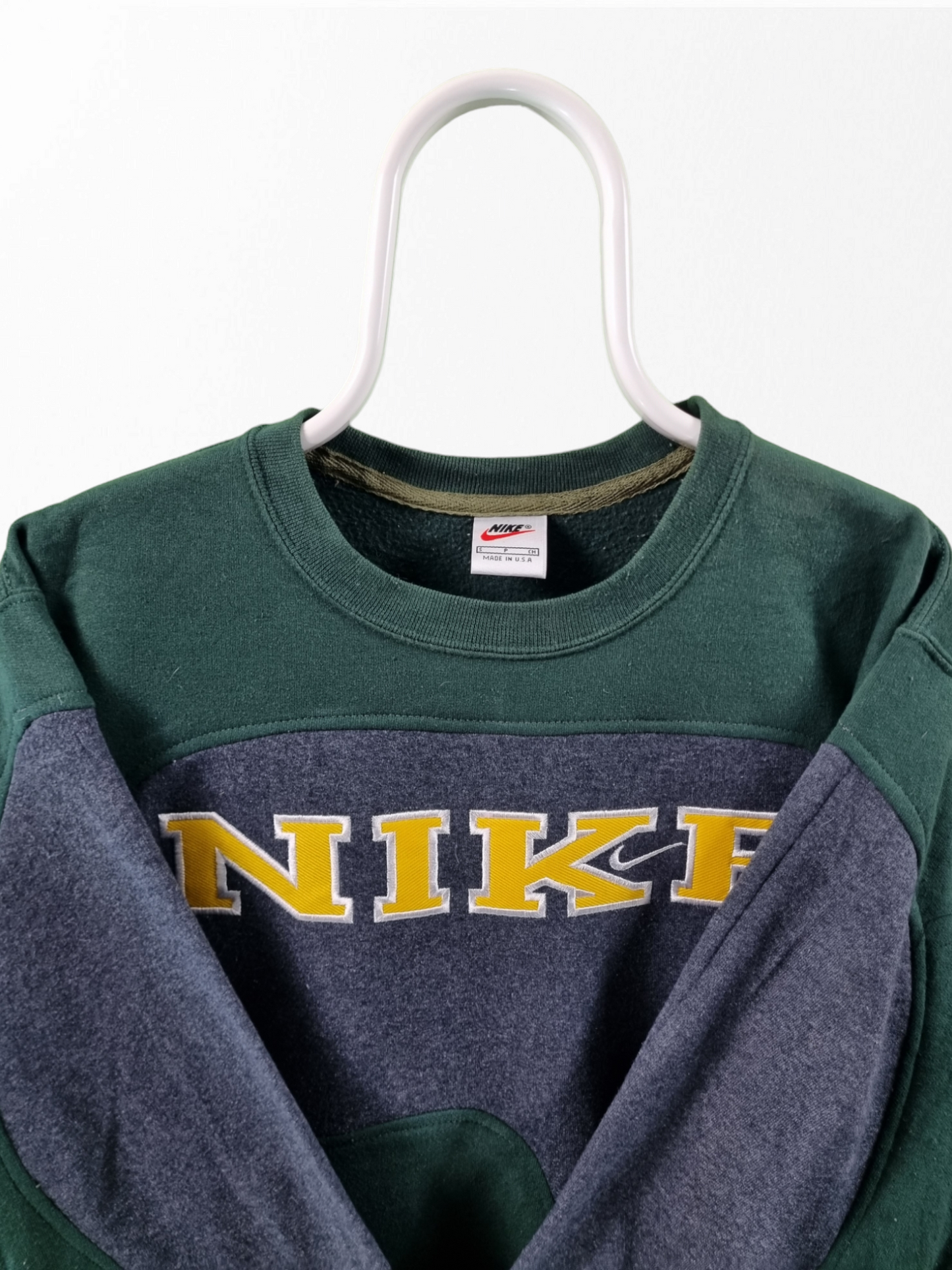 Nike spell out rework sweatshirt maat M