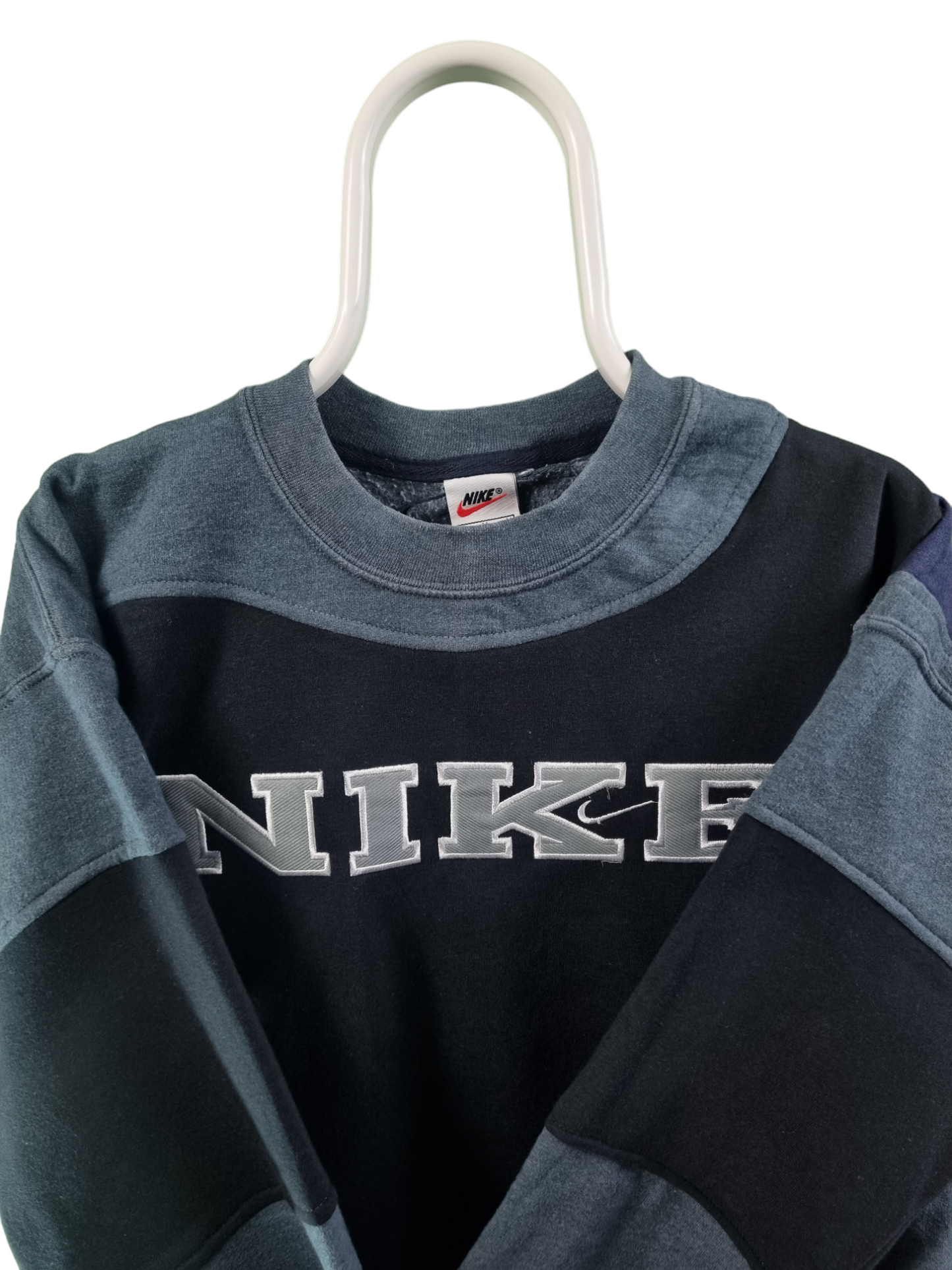 Nike 90s spell out rework sweater maat S