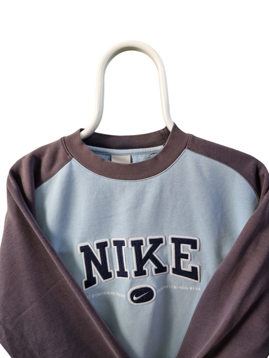 Nike spell out sweater maat L