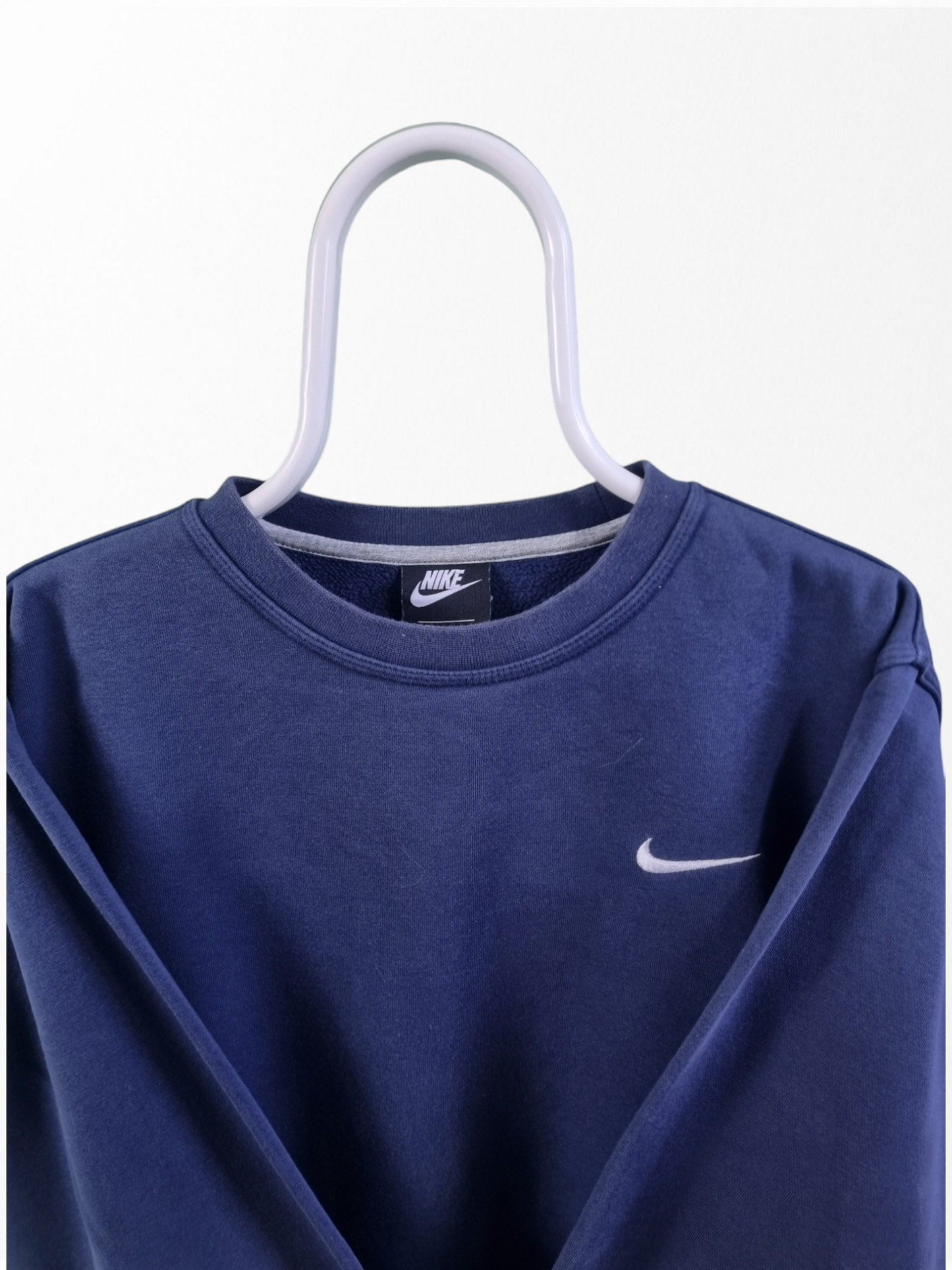 Nike chest swoosh sweater maat L