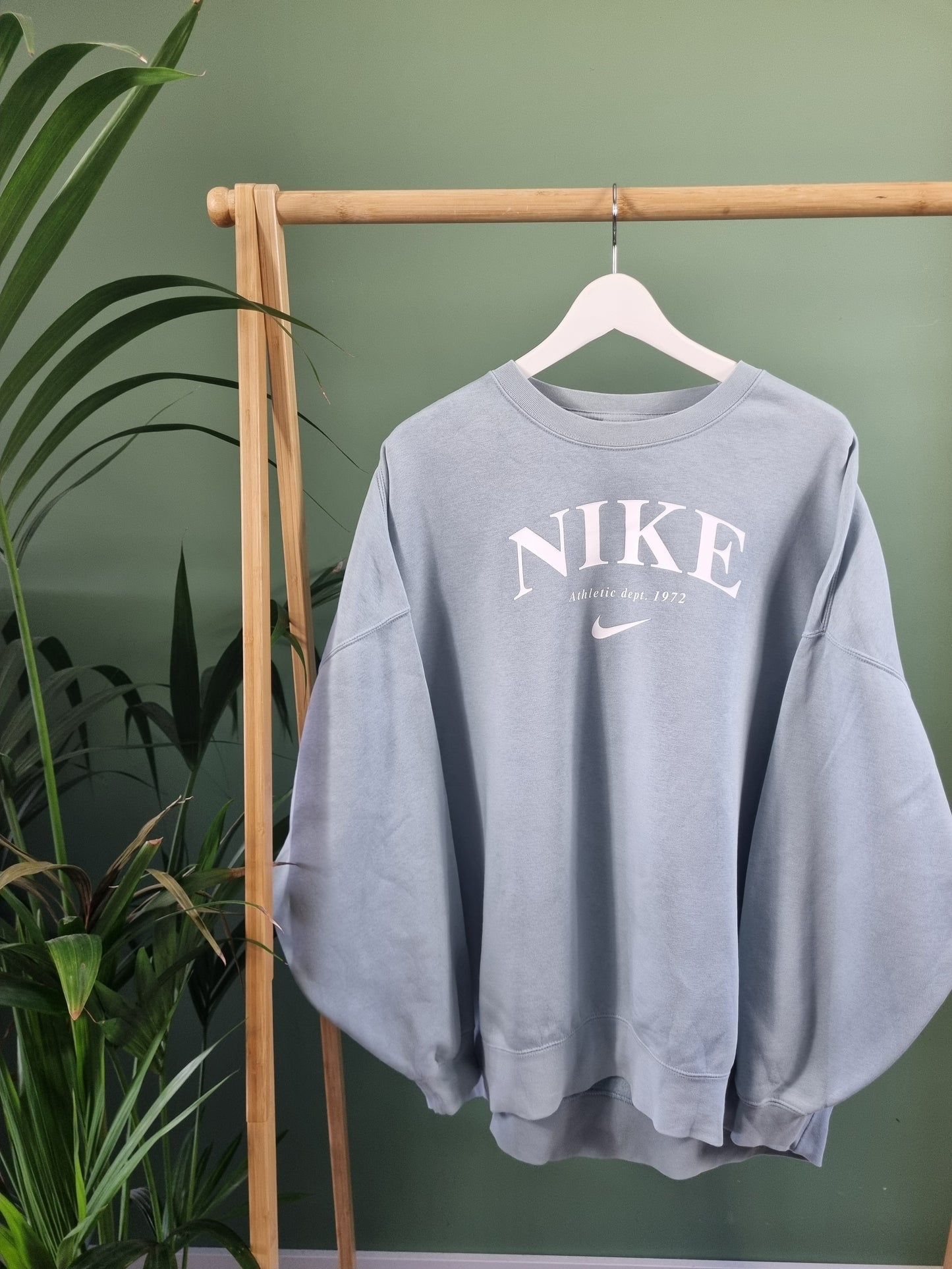 Nike oversized sweater maat M