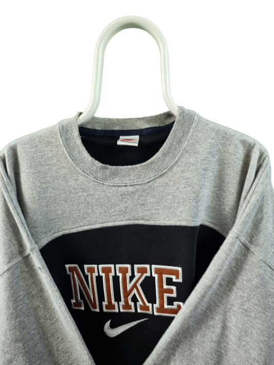 Nike 90s rework spell out sweater maat L