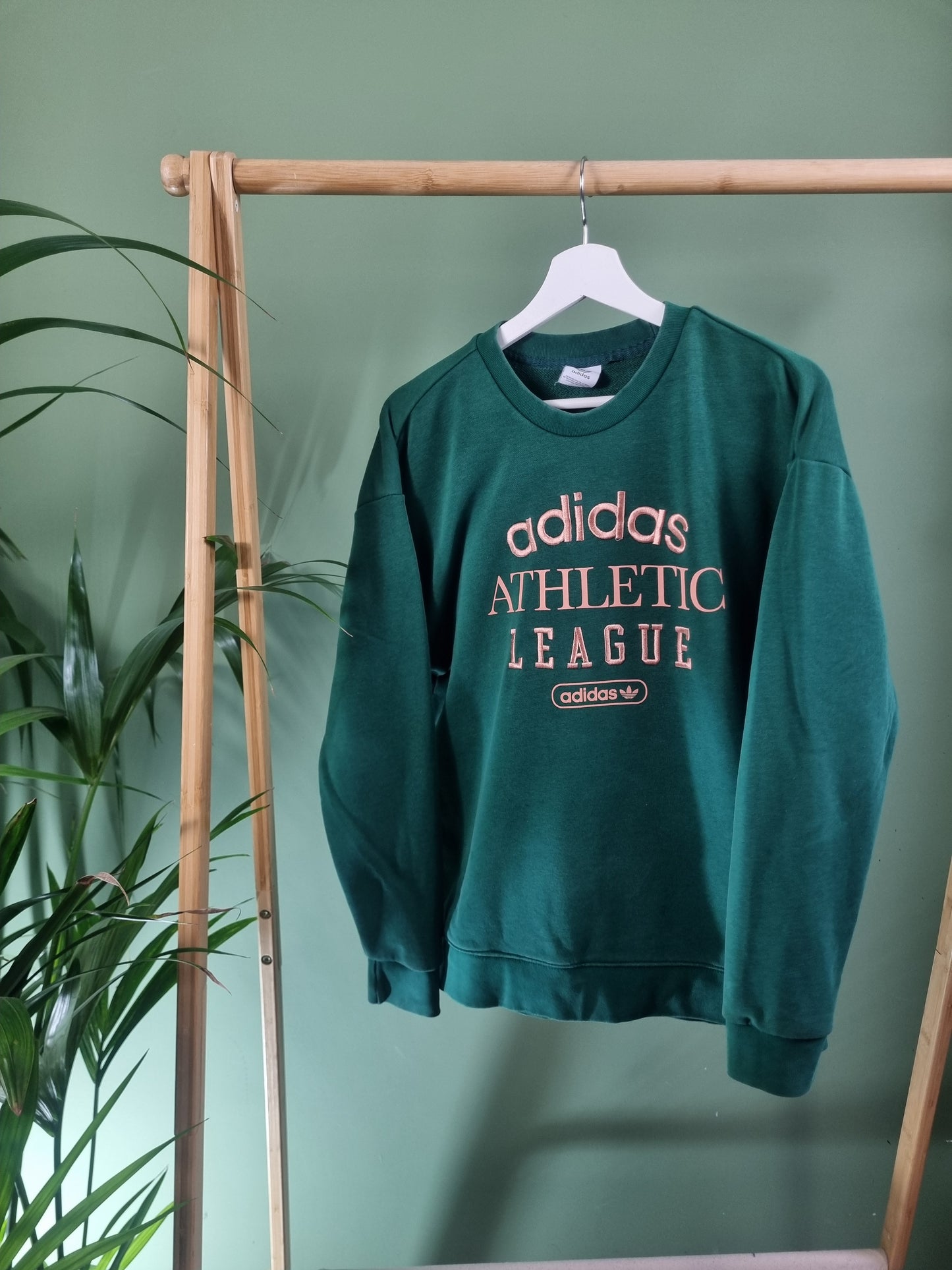 Adidas athletic league sweater maat S
