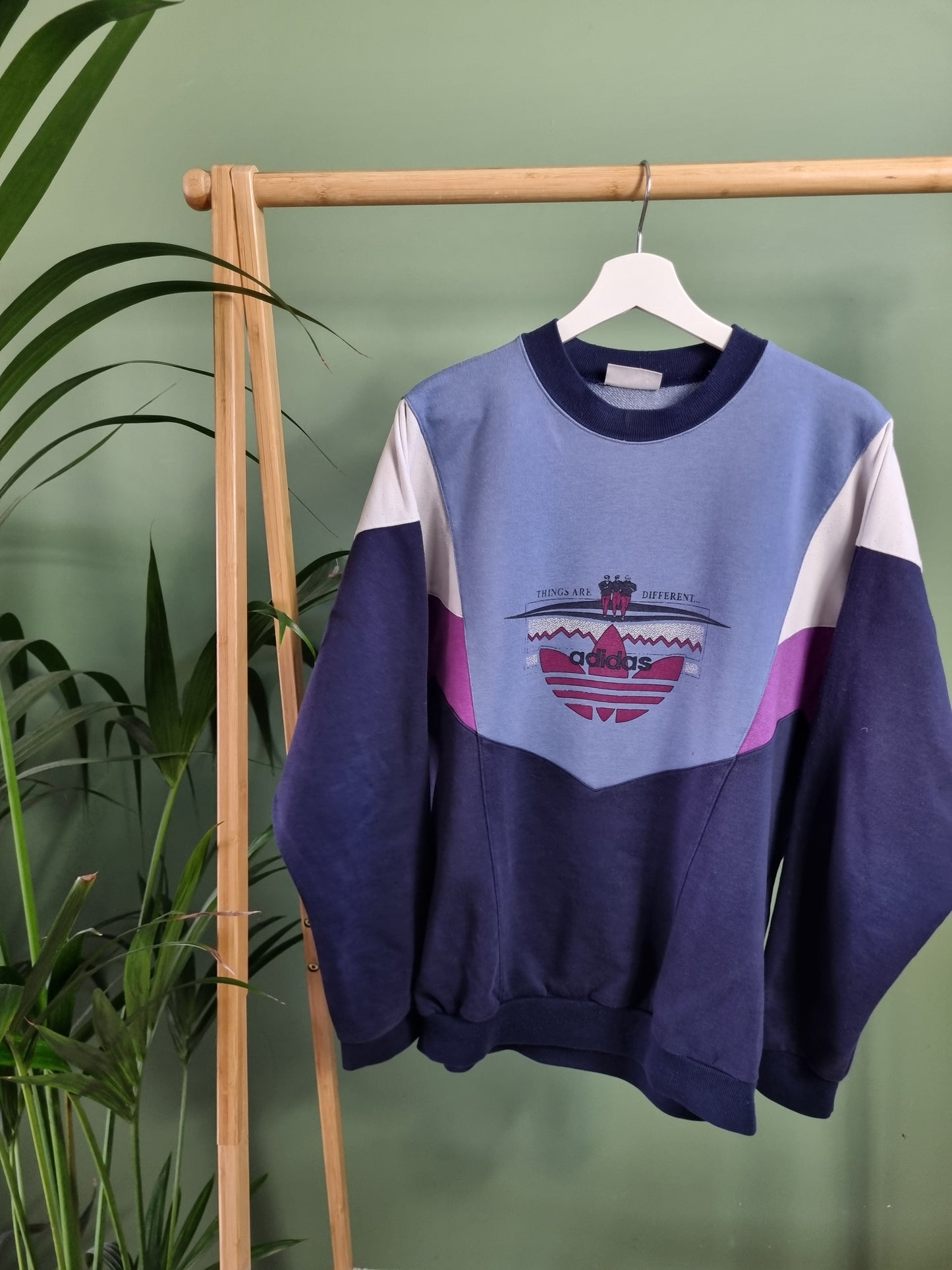 Adidas RARE 80s sweater maat L