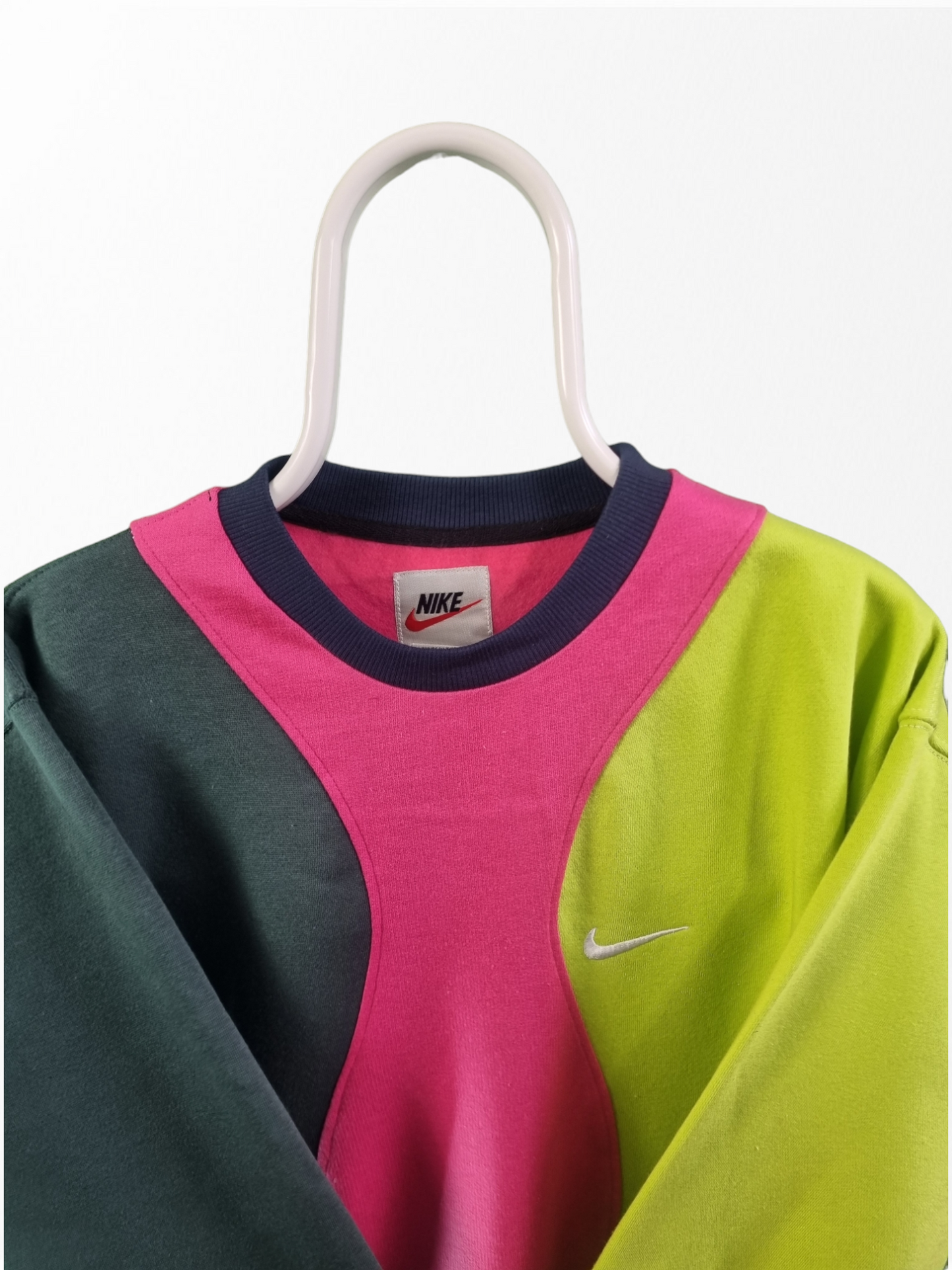 Nike chest swoosh rework sweater maat M