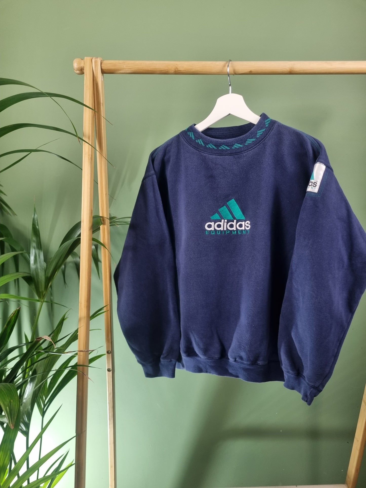 Adidas RARE 90s equipment sweater maat M
