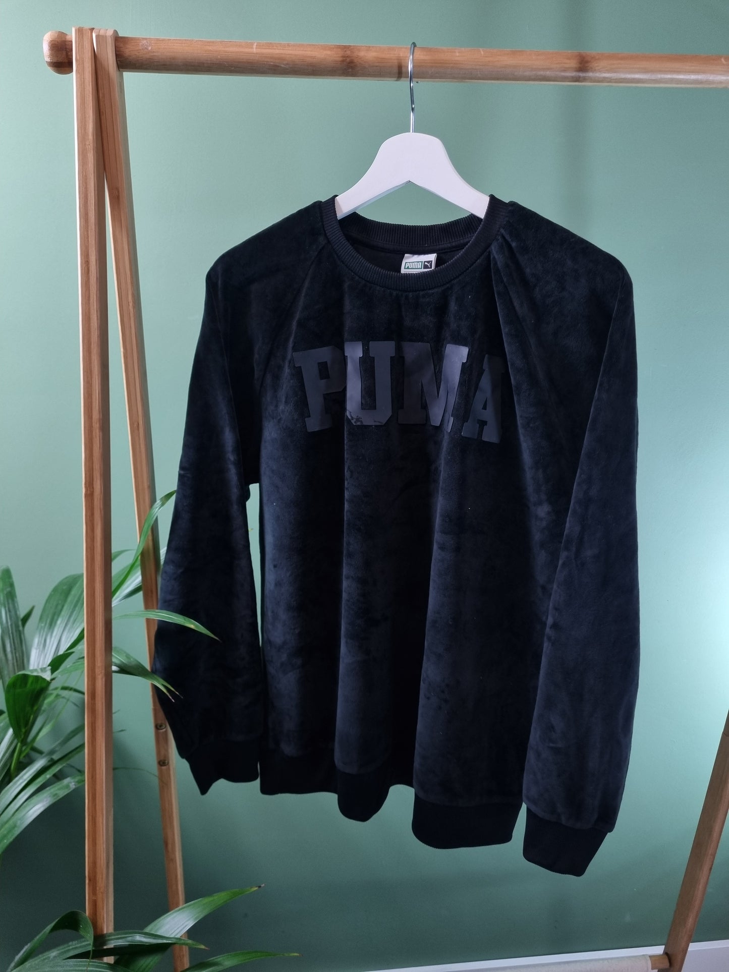 Puma velvet sweater maat S