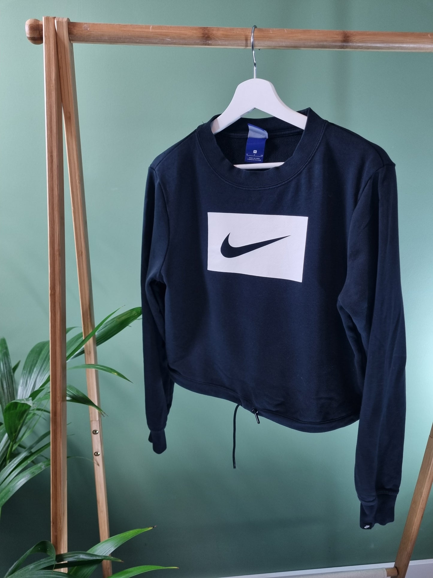 Nike crop top swoosh sweater maat S