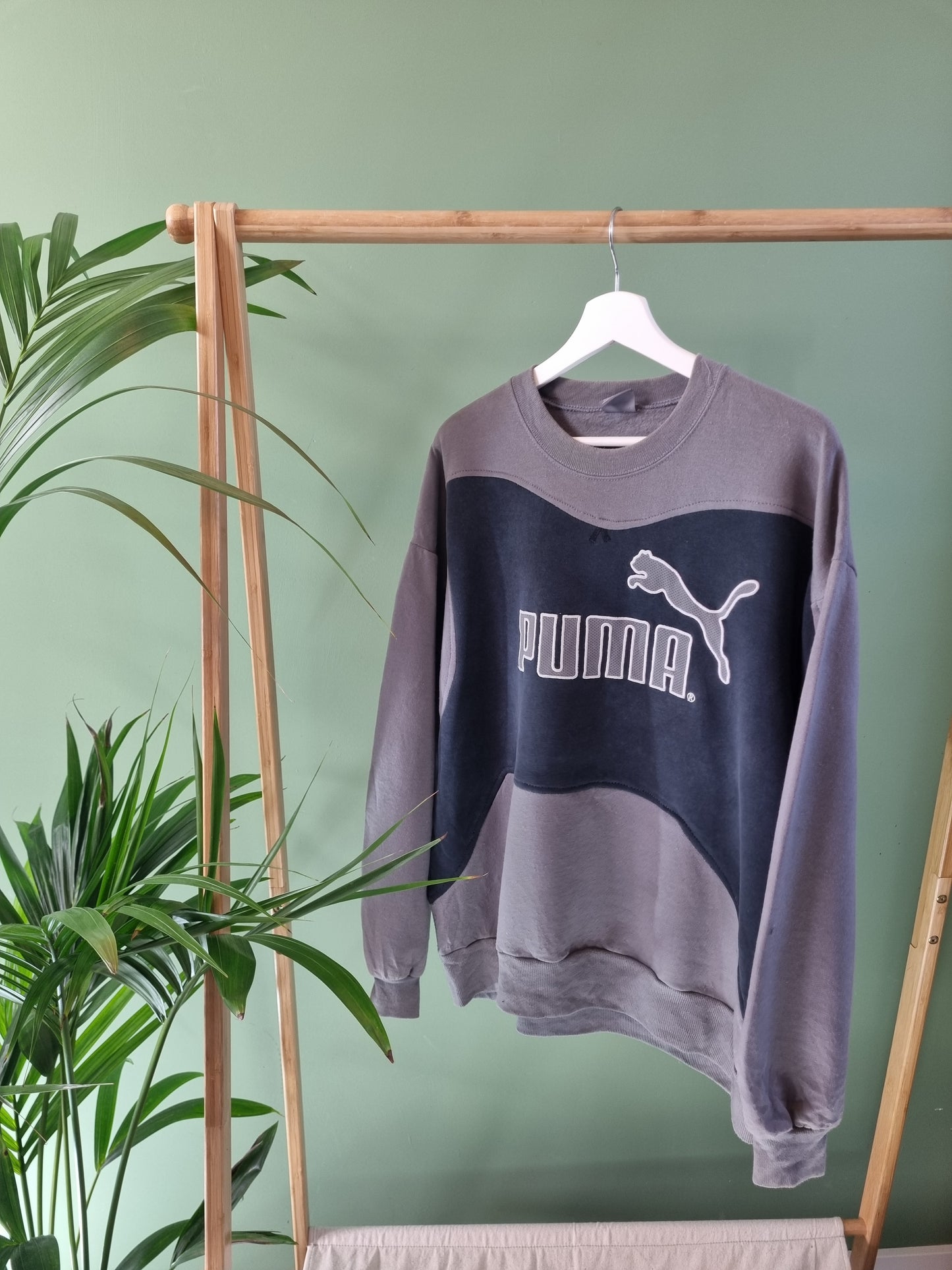 Puma reworked sweater maat M